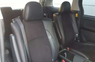 Toyota Vellfire 2013 bebas kecelakaan