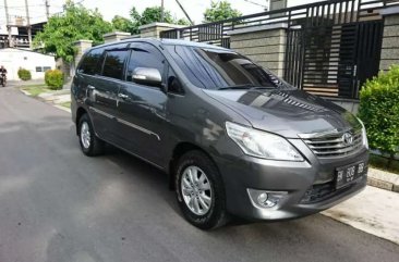 Toyota Kijang Innova G bebas kecelakaan