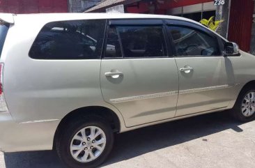 Jual Toyota Kijang Innova 2011 Manual