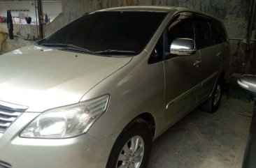 Jual Toyota Kijang Innova 2012 harga baik