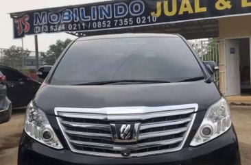 Butuh uang jual cepat Toyota Alphard 2013