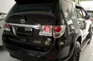Toyota Fortuner V bebas kecelakaan