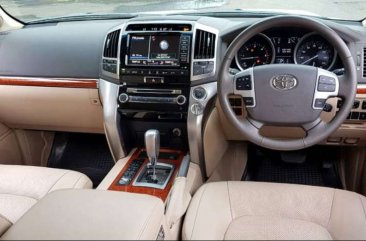 Toyota Land Cruiser 2013 bebas kecelakaan