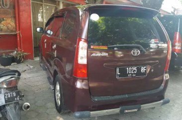 Toyota Avanza 2004 dijual cepat