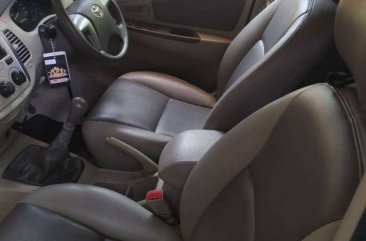 Jual Toyota Kijang Innova 2014 Manual