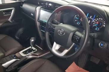 Butuh uang jual cepat Toyota Fortuner 2018