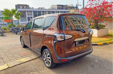 Butuh uang jual cepat Toyota Sienta 2016