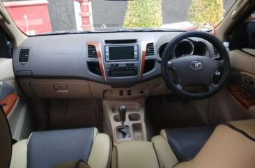 Toyota Fortuner 2010 dijual cepat