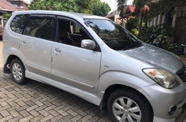 Toyota Avanza 2011 bebas kecelakaan