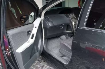 Butuh uang jual cepat Toyota Yaris 2012