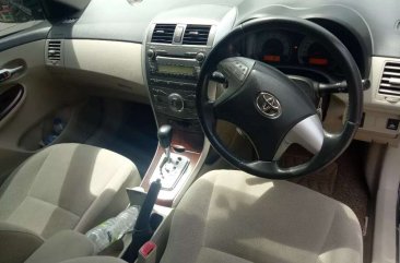 Butuh uang jual cepat Toyota Corolla Altis 2013