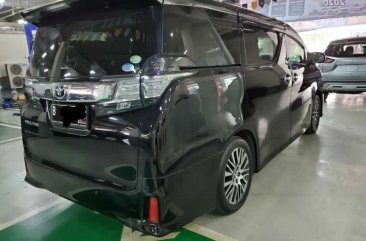 Toyota Vellfire 2017 bebas kecelakaan