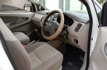 Toyota Kijang Innova E 2.0 dijual cepat