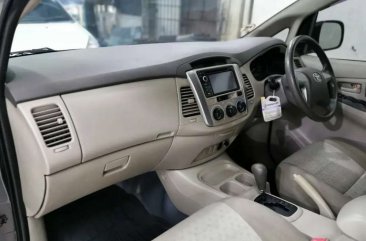 Jual Toyota Kijang Innova 2.5 G harga baik