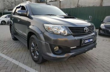 Toyota Fortuner 2015 dijual cepat