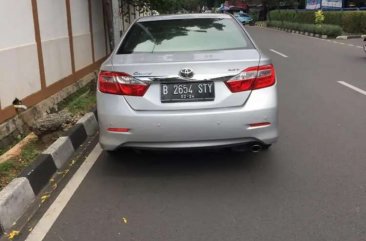 Toyota Camry V dijual cepat