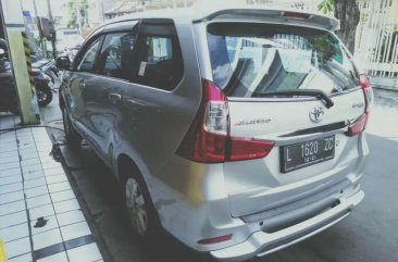 Butuh uang jual cepat Toyota Avanza 2016