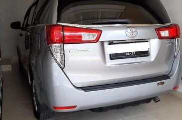 Toyota Kijang Innova 2000 dijual cepat
