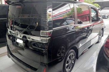 Toyota Voxy 2019 bebas kecelakaan