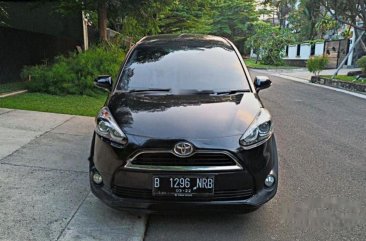 Toyota Sienta 2017 dijual cepat