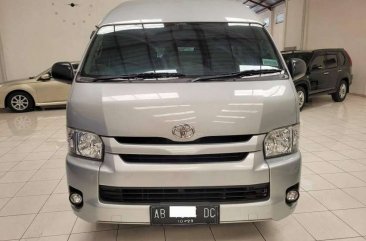 Toyota Hiace bebas kecelakaan