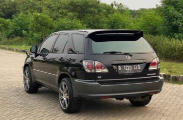 Toyota Harrier 2002 bebas kecelakaan