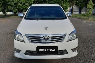 Toyota Kijang Innova 2012 bebas kecelakaan