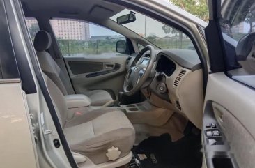 Toyota Kijang Innova 2013 bebas kecelakaan