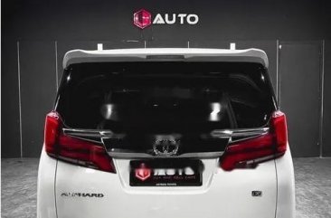 Jual Toyota Alphard 2019 harga baik