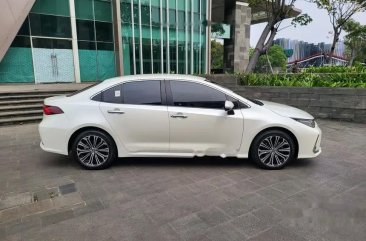 Butuh uang jual cepat Toyota Corolla Altis 2019