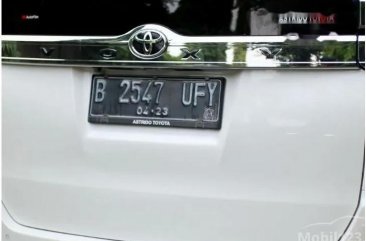 Toyota Voxy 2018 bebas kecelakaan