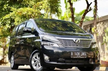 Toyota Vellfire 2010 bebas kecelakaan