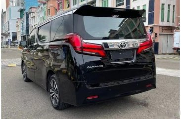 Butuh uang jual cepat Toyota Alphard 2019