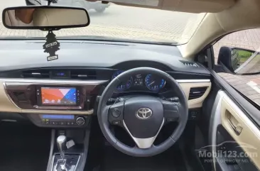 Butuh uang jual cepat Toyota Corolla Altis 2015