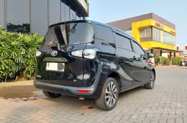 Jual Toyota Sienta V harga baik