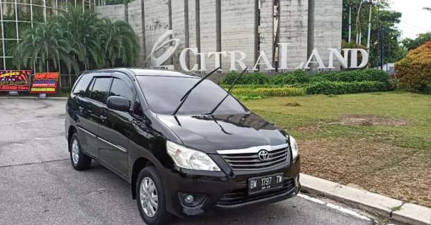 Jual Toyota Kijang Innova 2013 harga baik 764460