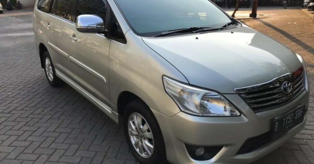 Toyota Kijang Innova 2012 bebas kecelakaan 768411