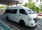 Toyota Hiace High Grade Commuter 2015 Van-8