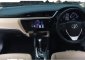 Toyota Corolla Altis V 2017 Sedan-2