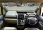 Toyota NAV1 Luxury V 2013 MPV-5