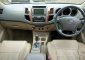 2010 Toyota Fortuner 2.5G A/T-7