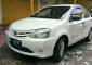 Toyota Etios Valco E 2013 White-3