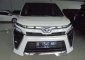 Toyota Voxy 2.0 2016-3