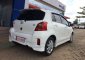 Toyota Yaris E 2012-3