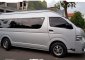 Dijual mobil Toyota Hiace High Grade Commuter 2014 Van-4