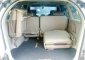 Dijual Toyota Kijang Innova G Luxury 2011-6