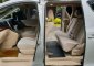 Toyota Vellfire X 2009 -3