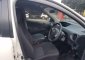 Dijual mobil Toyota Etios Valco E 2014 Hatchback-2