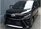 Toyota Voxy 2018 MPV-1