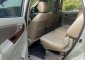 2013 Toyota Kijang Innova V Luxury Dijual -7